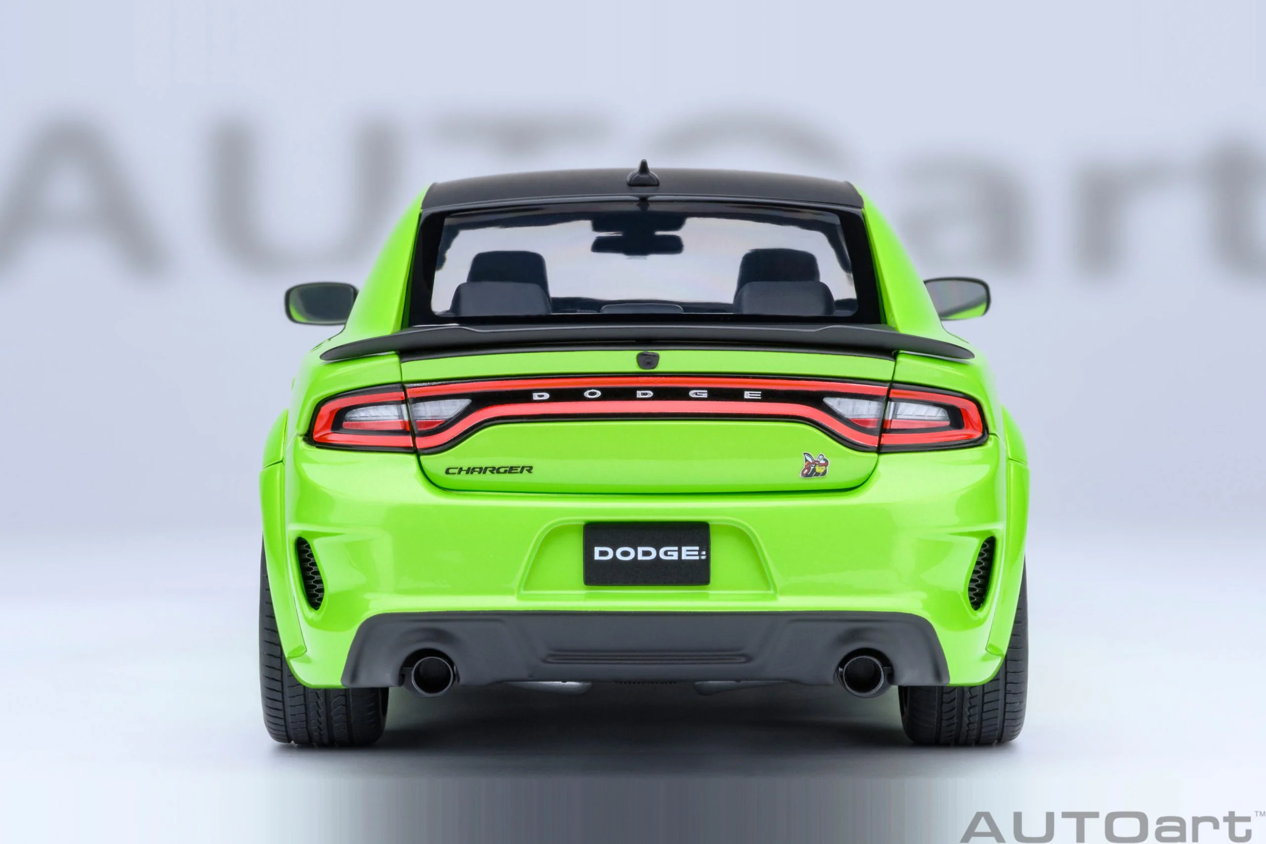 AUTOart Dodge Charger R/T Scat Pack Widebody Sublime Green 1:18 - Image 5