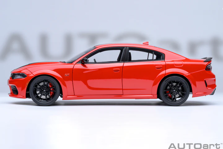AUTOart Dodge Charger R/T Scat Pack Widebody Torred (Red) 1:18 - Image 3