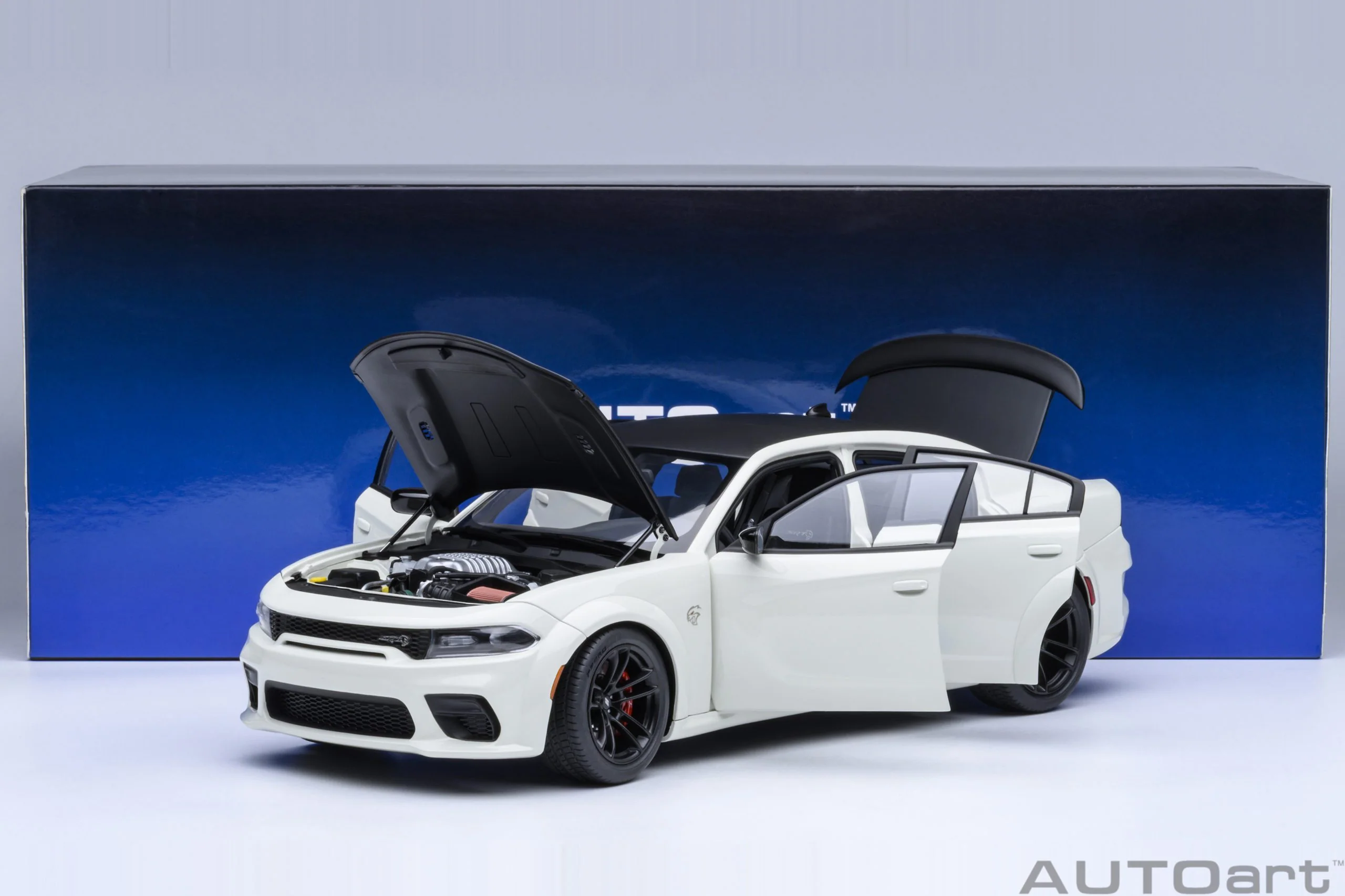 AUTOart Dodge Charger SRT Hellcat Redeye Jailbreak Knuckle White 1:18 - Image 21