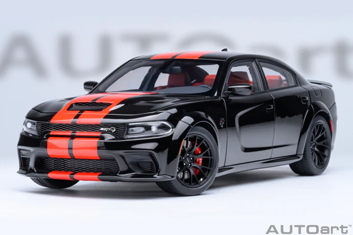 AUTOart Dodge Charger SRT Hellcat Redeye Jailbreak Pitch Black w/ Red Stripes 1:18 - Image 18