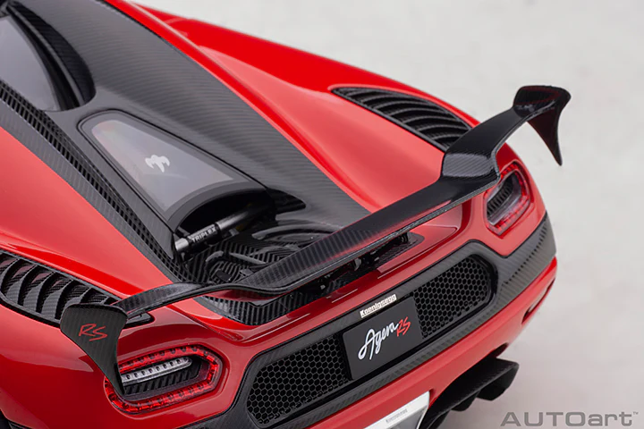 AUTOart Koenigsegg Agera RS Spyder Chili Red & Carbon Black 1:18 - Image 14
