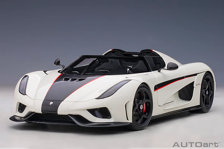 AUTOart Koenigsegg Regera White w/ Carbon Black and Red Accents 1:18 - Image 16