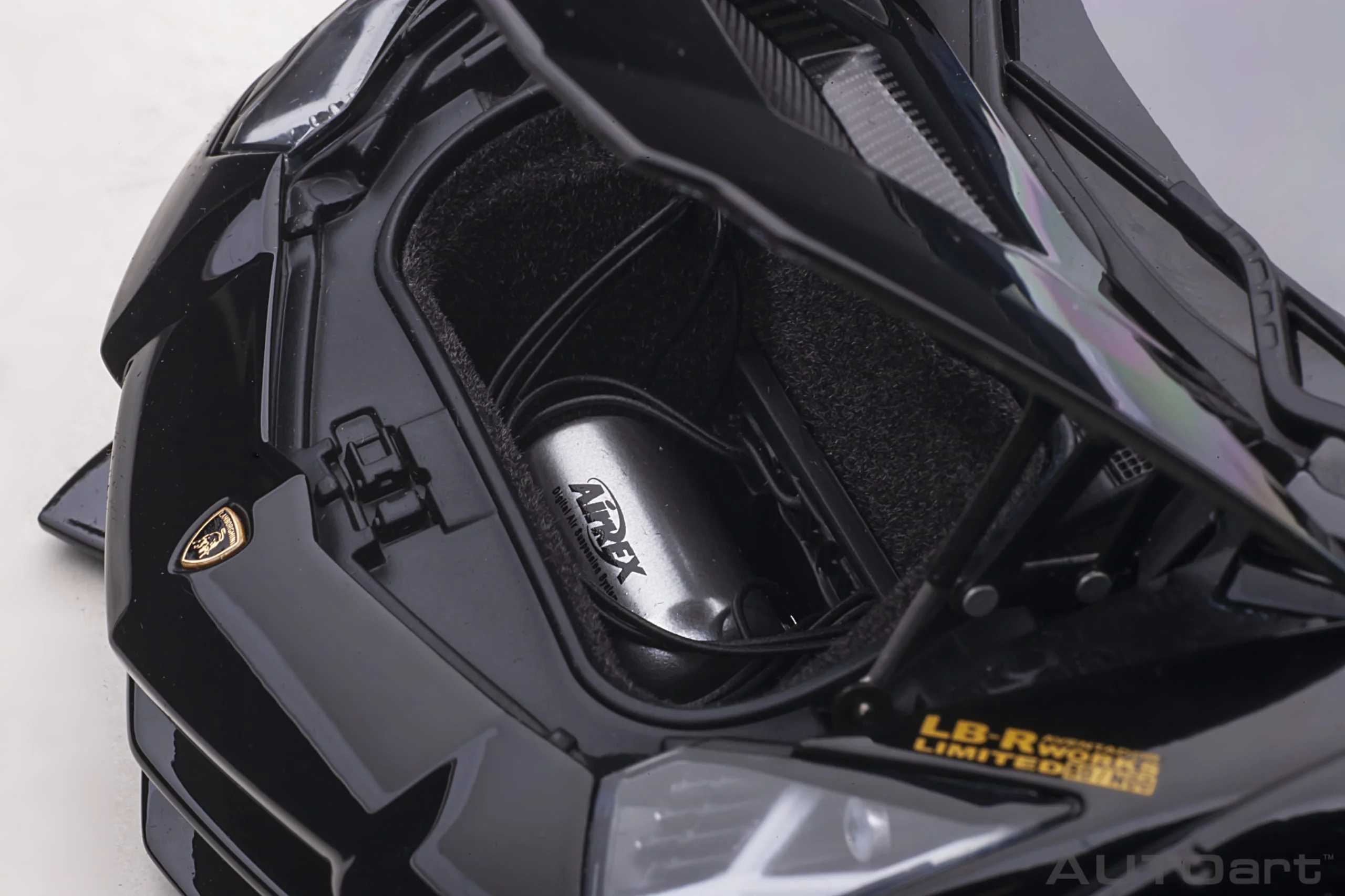 AUTOart Lamborghini Aventador Liberty Walk LB-Works, Limited Edition, Black w/ Gold 1:18 - Image 12