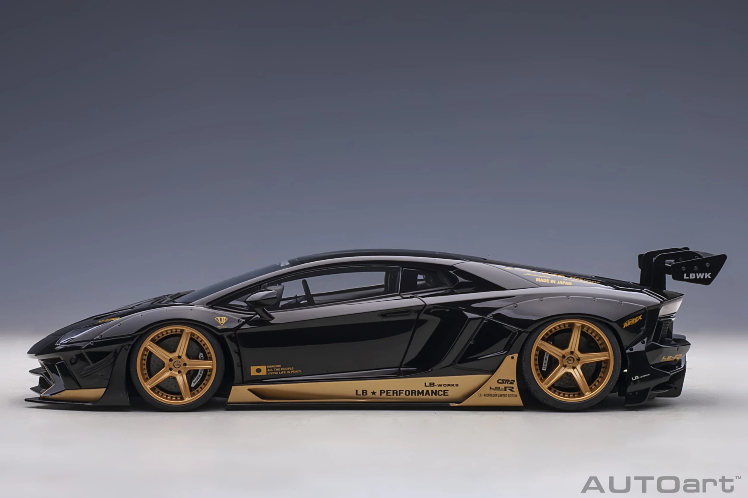 AUTOart Lamborghini Aventador Liberty Walk LB-Works, Limited Edition, Black w/ Gold 1:18 - Image 3