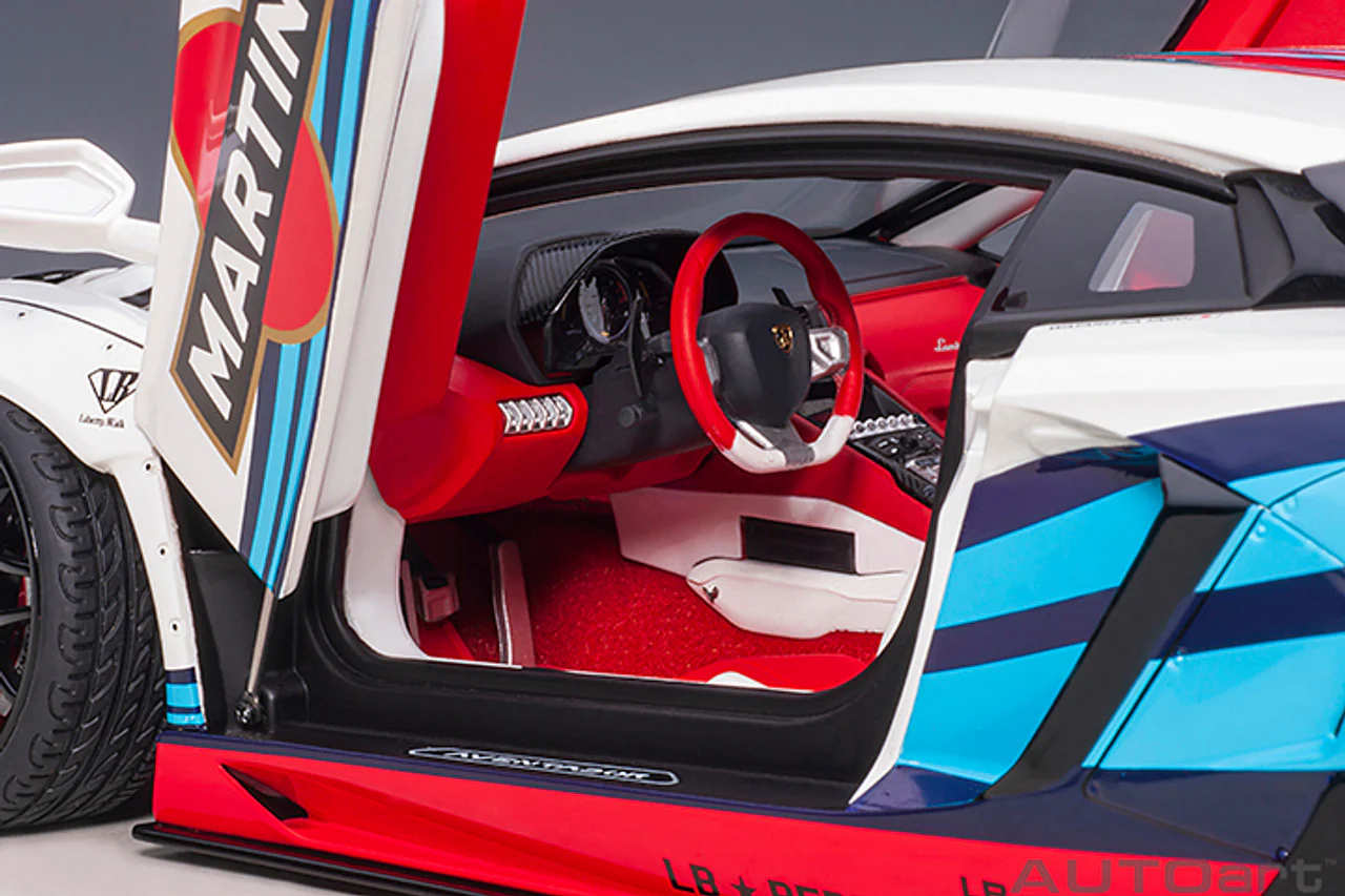 AUTOart Lamborghini Aventador Liberty Walk LB-Works Limited Edition Martini Livery 1:18 (Preowned)) - Image 6