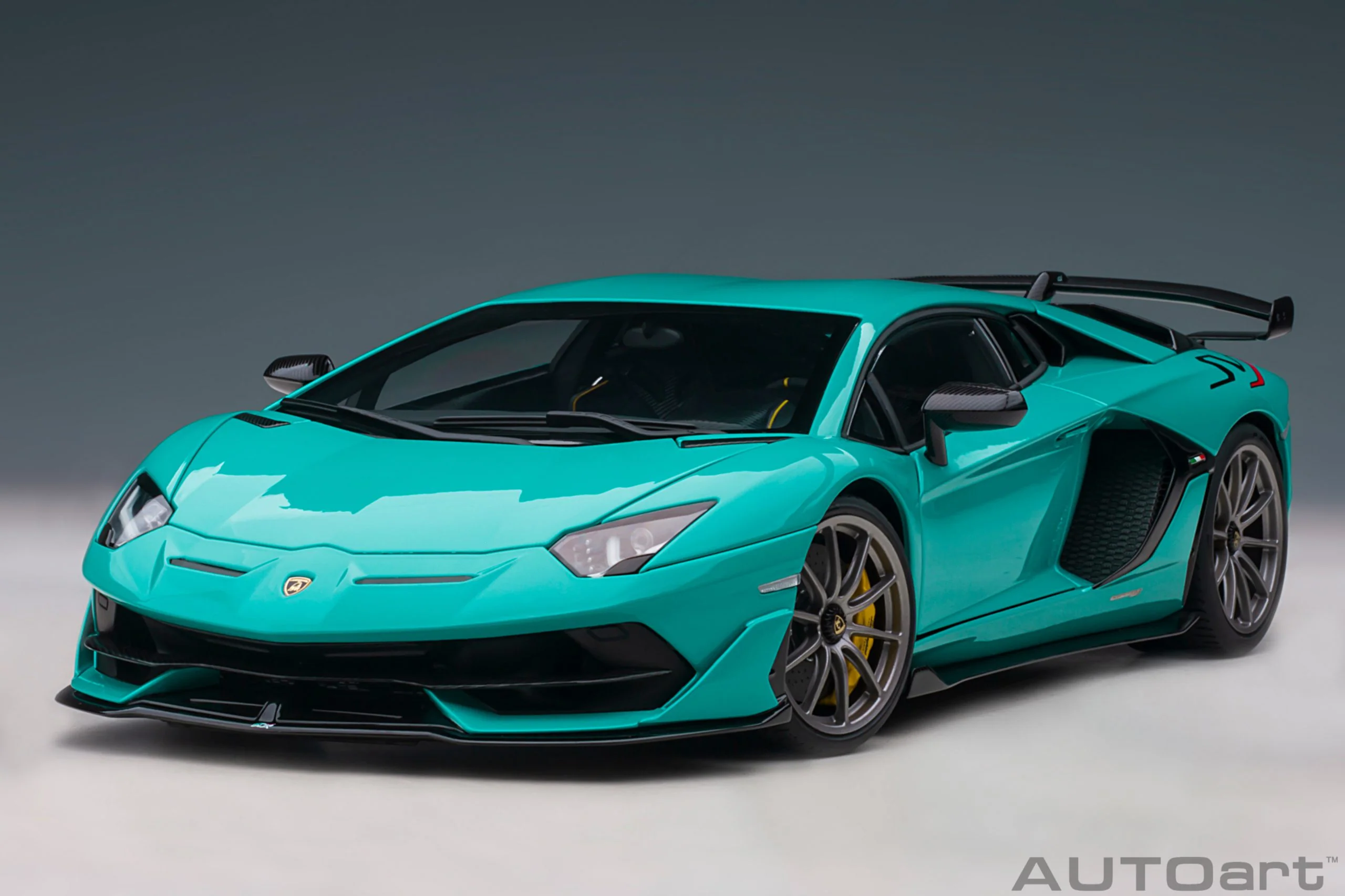 AUTOart Lamborghini Aventador SVJ Blu Glauco (Solid Blue) 1:18 - Image 15