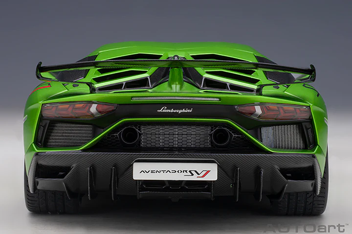 AUTOart Lamborghini Aventador SVJ Verde Alceo (Matte Green) 1:18 - Image 6