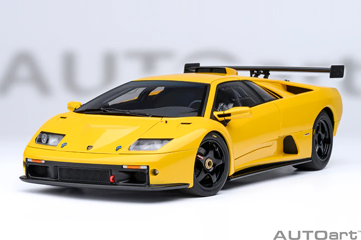 AUTOart Lamborghini Diablo GTR Superfly Yellow 1:18 - Image 18