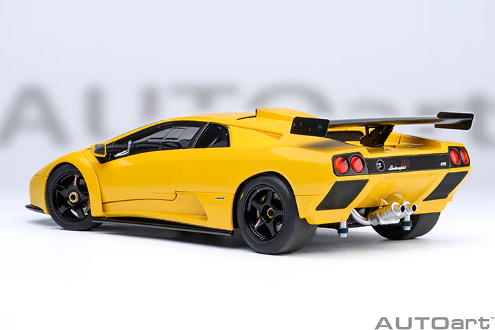 AUTOart Lamborghini Diablo GTR Superfly Yellow 1:18 - Image 2