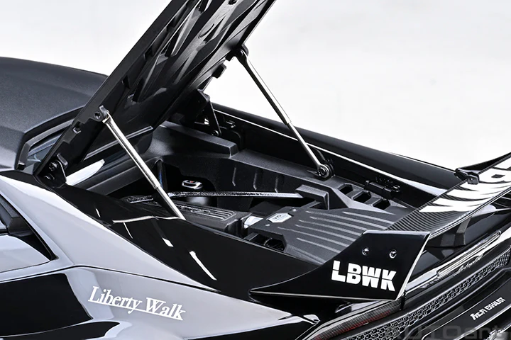 AUTOart Lamborghini Huracan GT Liberty Walk LB Silhouette Works Black 1:18 - Image 12