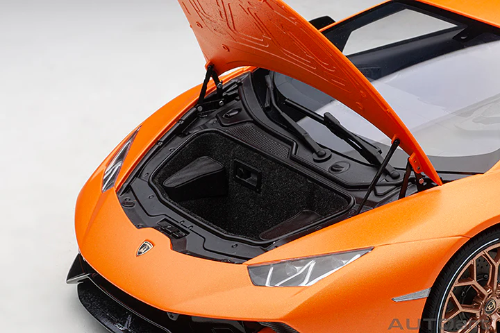 AUTOart Lamborghini Huracan Performante Arancio Anthaeus (Matte Orange) 1:12 - Image 10