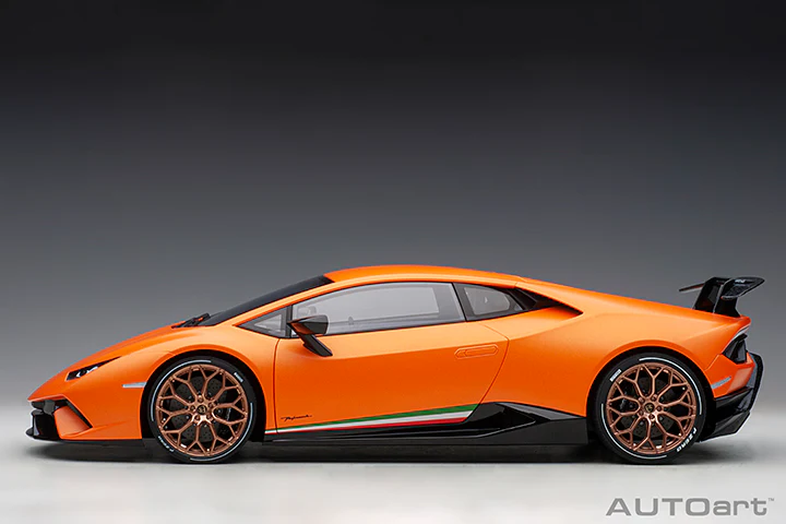 AUTOart Lamborghini Huracan Performante Arancio Anthaeus (Matte Orange) 1:12 - Image 3