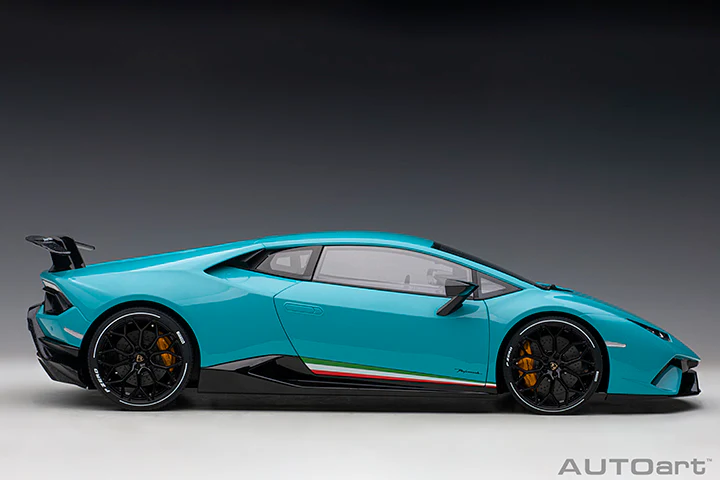 AUTOart Lamborghini Huracan Performante Blu Glauco (Solid Blue) 1:12 - Image 2