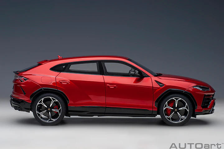 AUTOart Lamborghini Urus Rosso Efesto (Pearl Red) 1:18 - Image 4