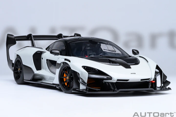 AUTOart Mclaren Senna GTR Silica White 1:18 - Image 14