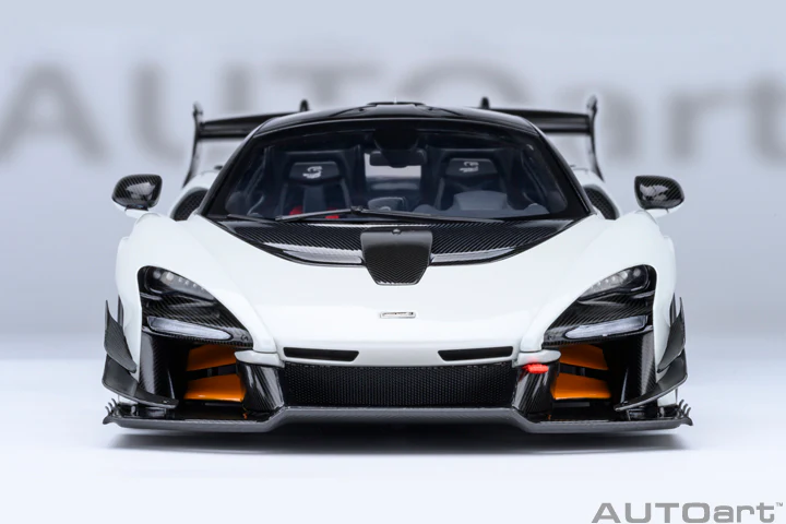 AUTOart Mclaren Senna GTR Silica White 1:18 - Image 5