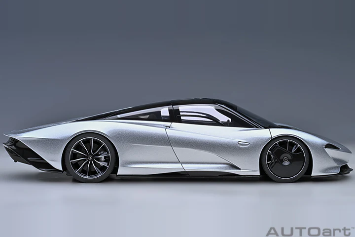 AUTOart Mclaren Speedtail Supernova Silver 1:18 - Image 4