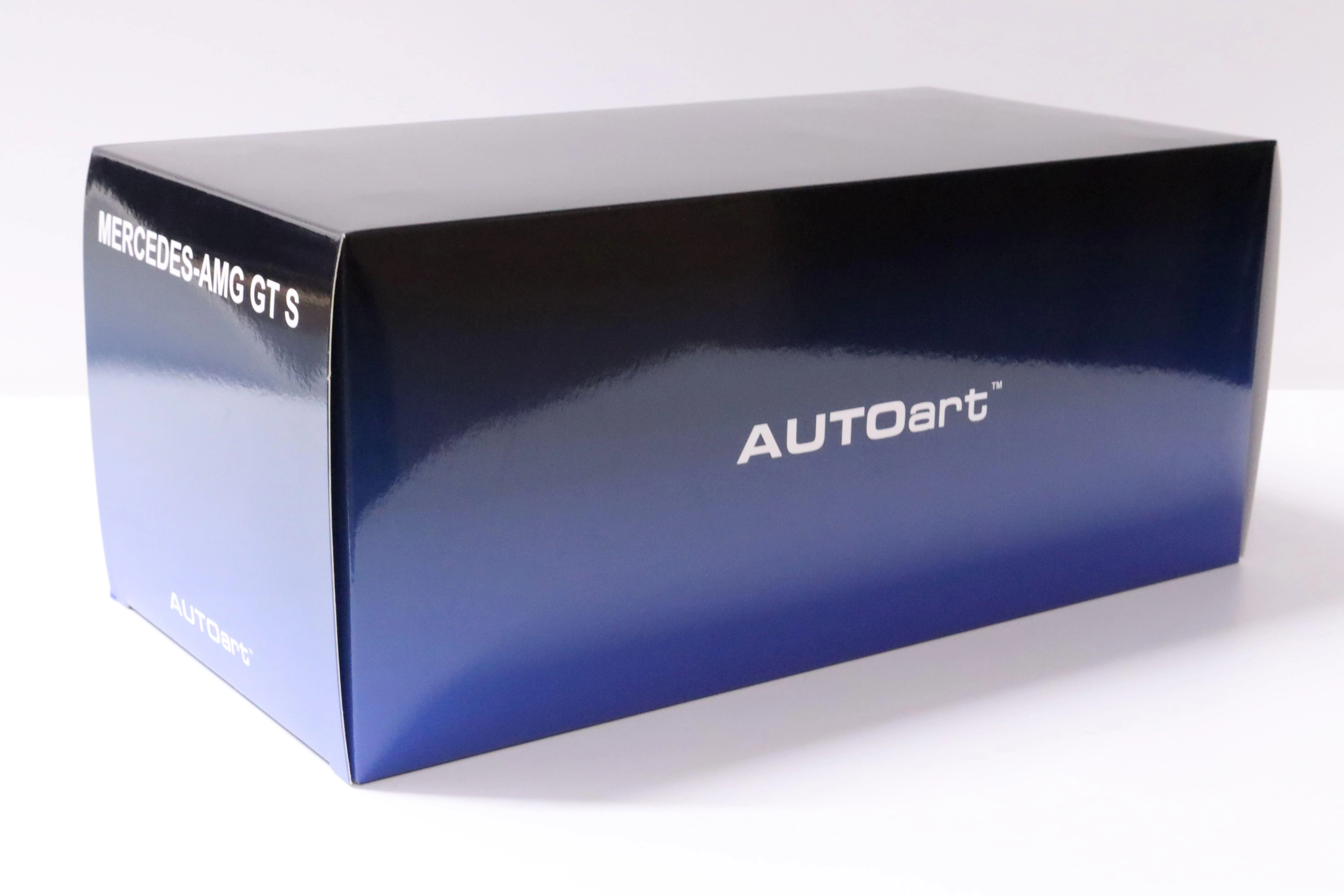 AUTOart Mercedes Benz AMG GT S Coupe Matte Grey 1:18 - Image 4