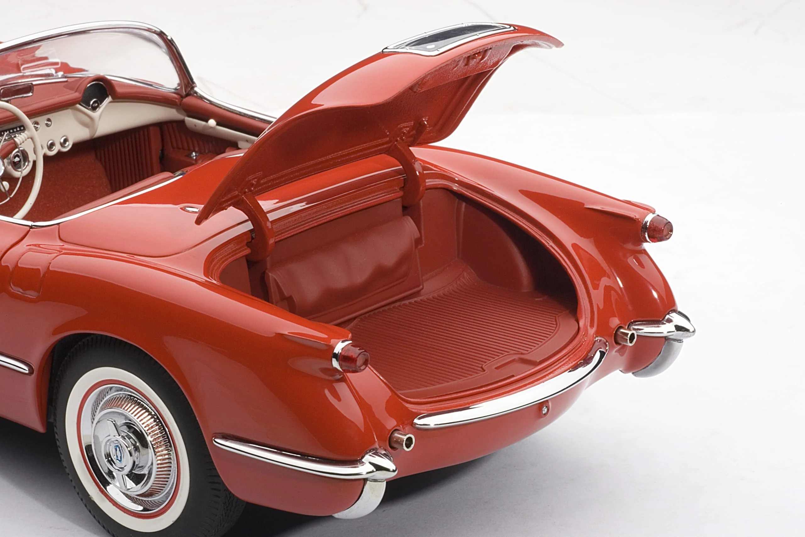 AUTOart Millennium 1954 Chevy Corvette C1 Convertible Red 1:18 - Image 12