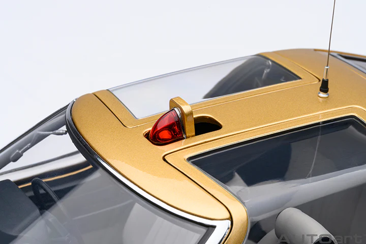 AUTOart 1979 Nissan Fairlady Z (S130) Seibu-Keisatsu Super Z Gold & Black 1:18 - Image 23