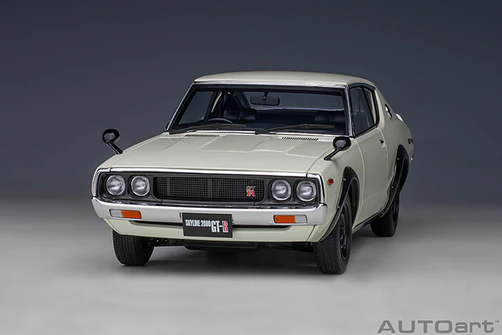 AUTOart Nissan Skyline 2000 GT-R (KPGC110) Standard Version White 1:18 - Image 16