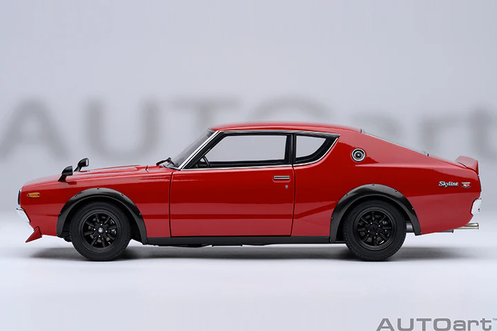 AUTOart Nissan Skyline 2000 GT-R (KPGC110) Z-Tune Red 1:18 - Image 3