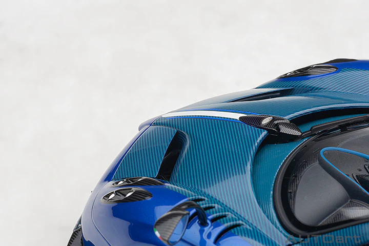 AUTOart Pagani Huayra BC Blue Francia (Carbon) 1:18 - Image 13