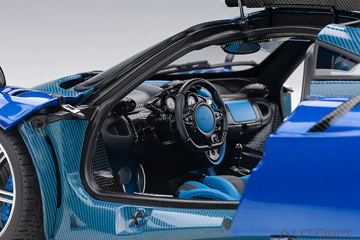 AUTOart Pagani Huayra BC Blue Francia (Carbon) 1:18 - Image 9
