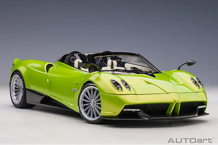 AUTOart Pagani Huayra Roadster Verde Firenze Pearl Green 1:18 - Image 22