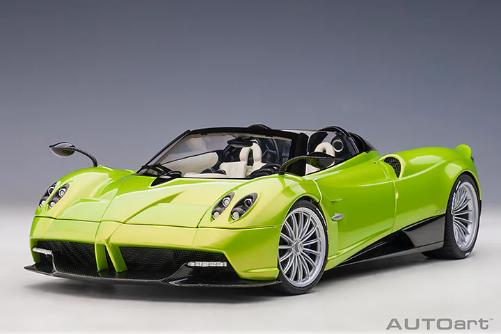 AUTOart Pagani Huayra Roadster Verde Firenze Pearl Green 1:18 - Image 23