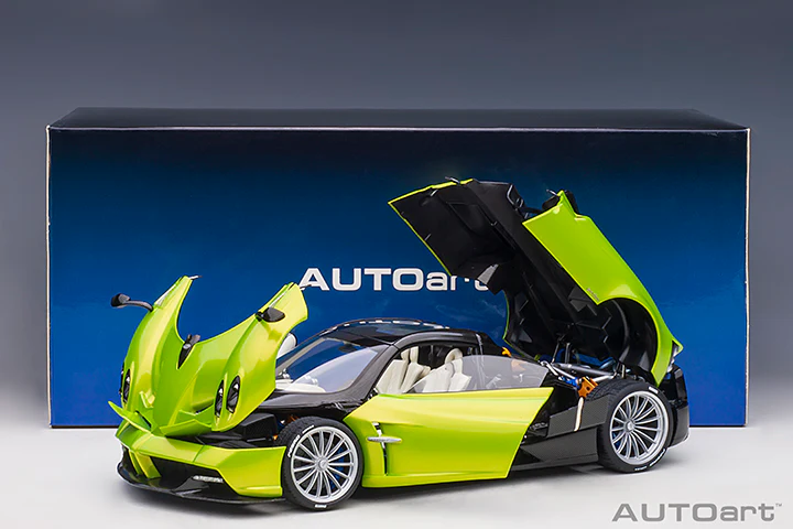 AUTOart Pagani Huayra Roadster Verde Firenze Pearl Green 1:18 - Image 26