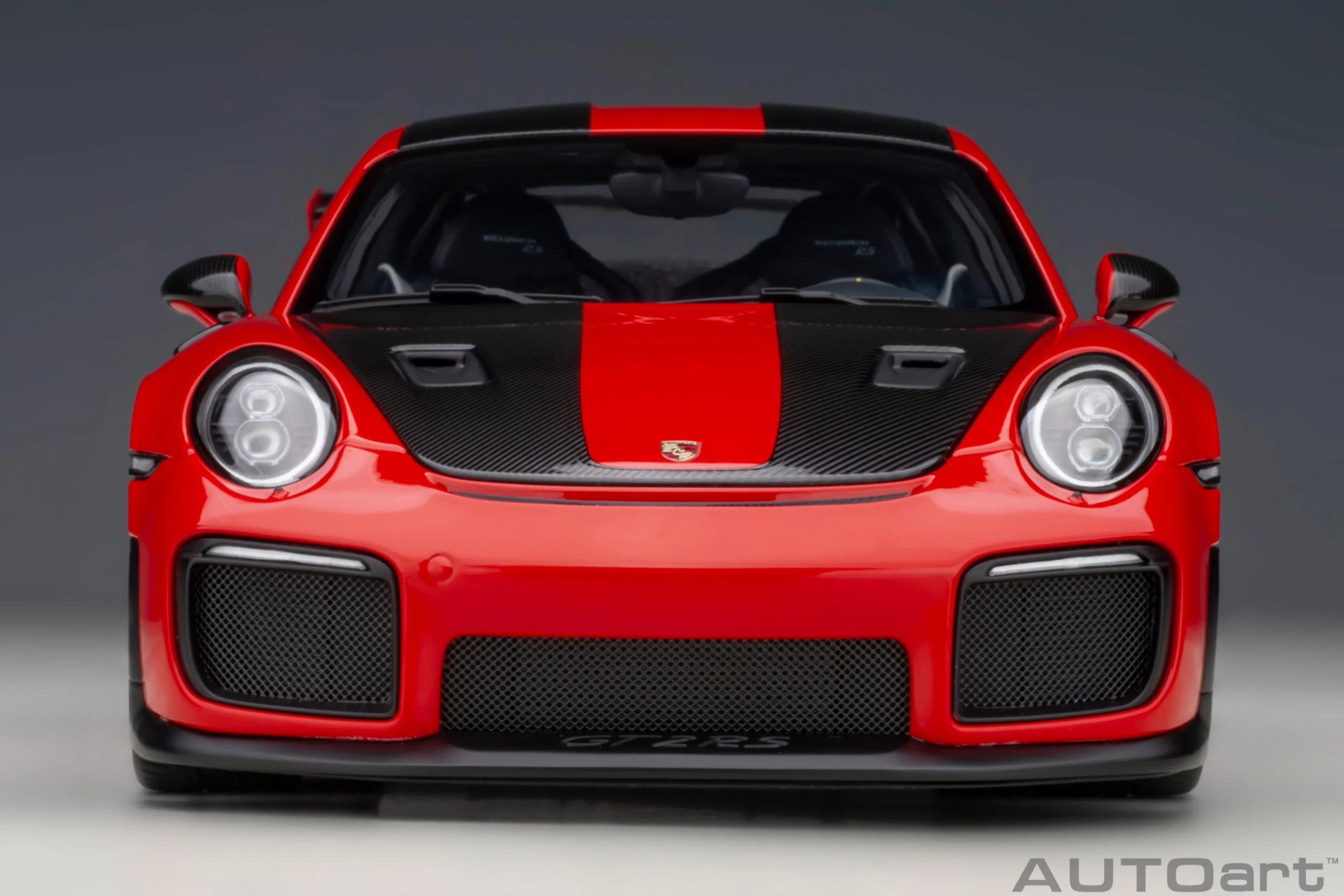 AUTOart Porsche 911 991.2 GT2 RS w/ Weissach Pkg Guards Red 1:18 - Image 5