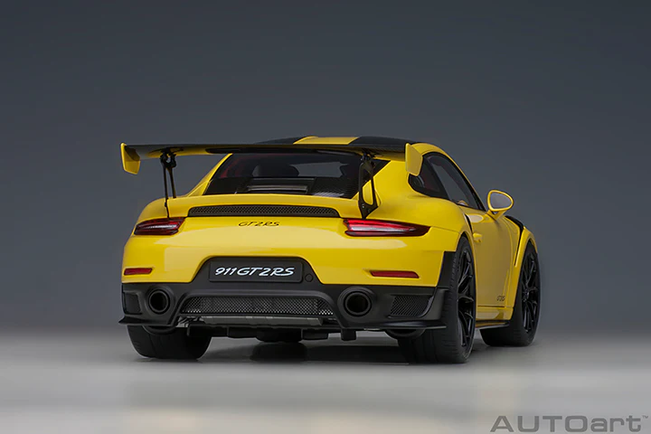 AUTOart Porsche 911 991.2 GT2 RS w/ Weissach Pkg Racing Yellow 1:18 - Image 17