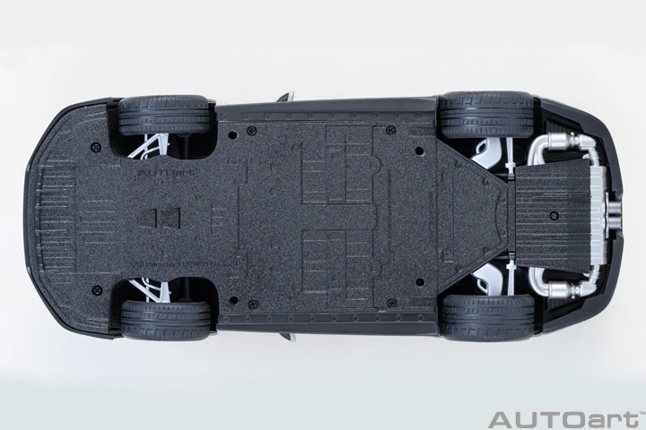 AUTOart Porsche 911 991.2 GT3 RS Chalk (Crayon) Grey 1:18 - Image 8