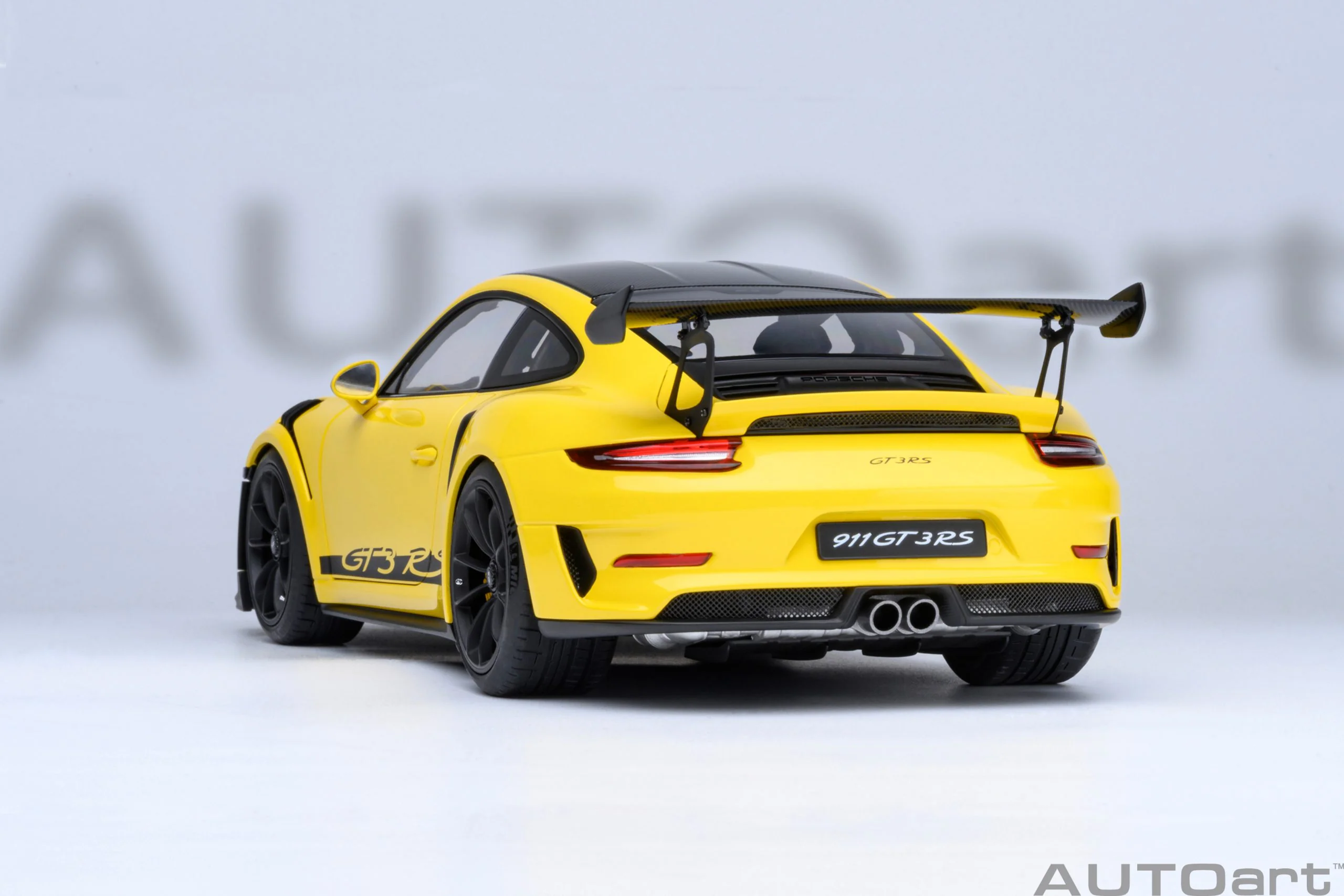 AUTOart Porsche 911 991.2 GT3 RS w/ Weissach Pkg Racing Yellow 1:18 - Image 20
