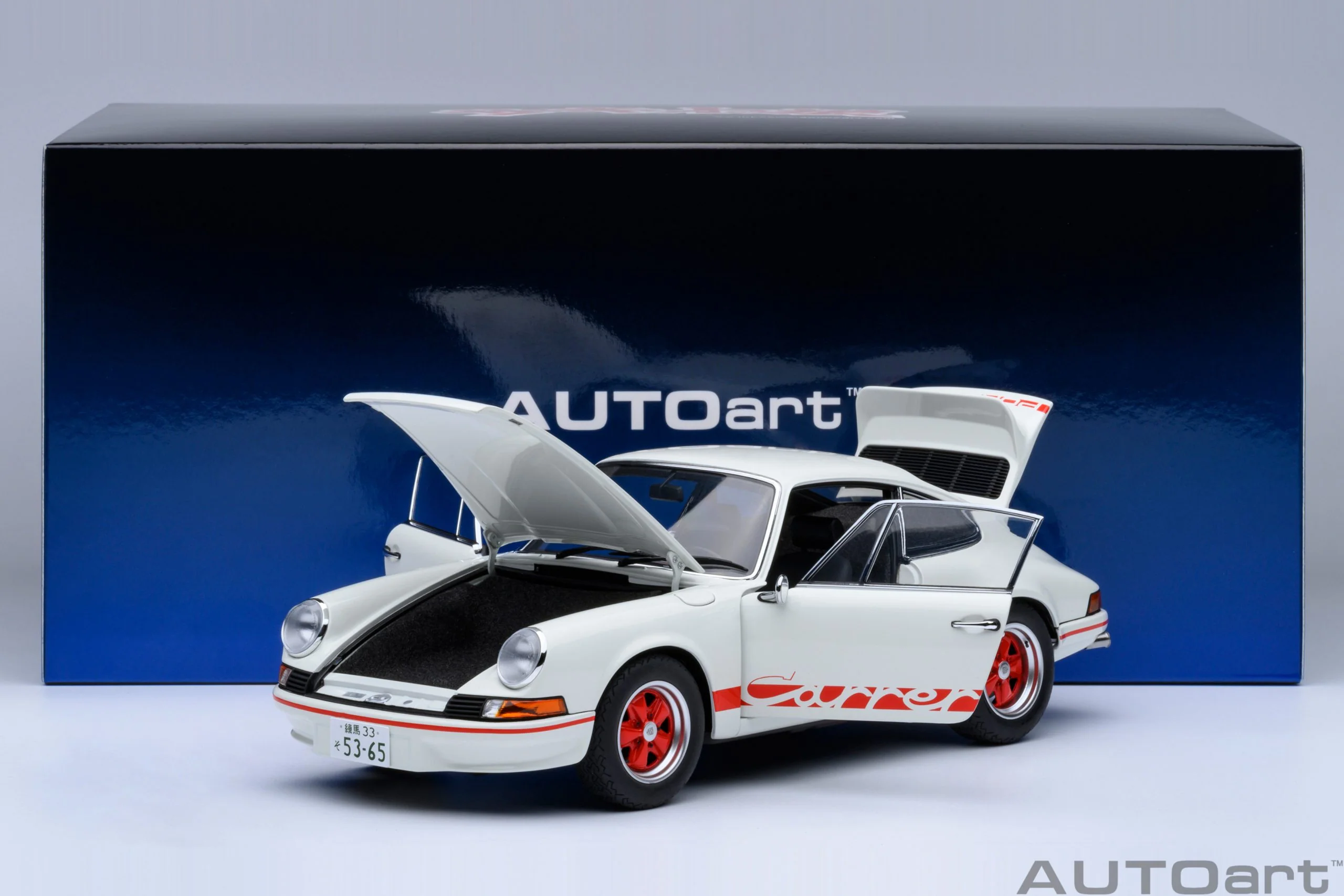 AUTOart Porsche 911 Carrera 2.7 RS Grand Prix White w/ Red "The Circuit Wolf" 1:18 - Image 23