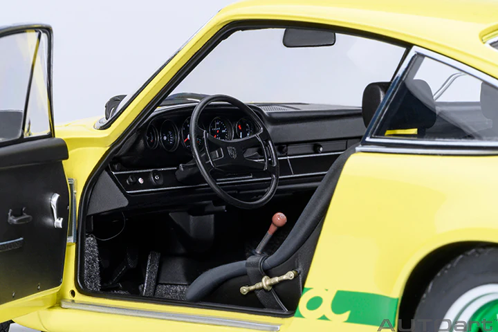 AUTOart Porsche 911 Carrera 2.7 RS Light Yellow w/ Green Deco and Wheels 1:18 - Image 9