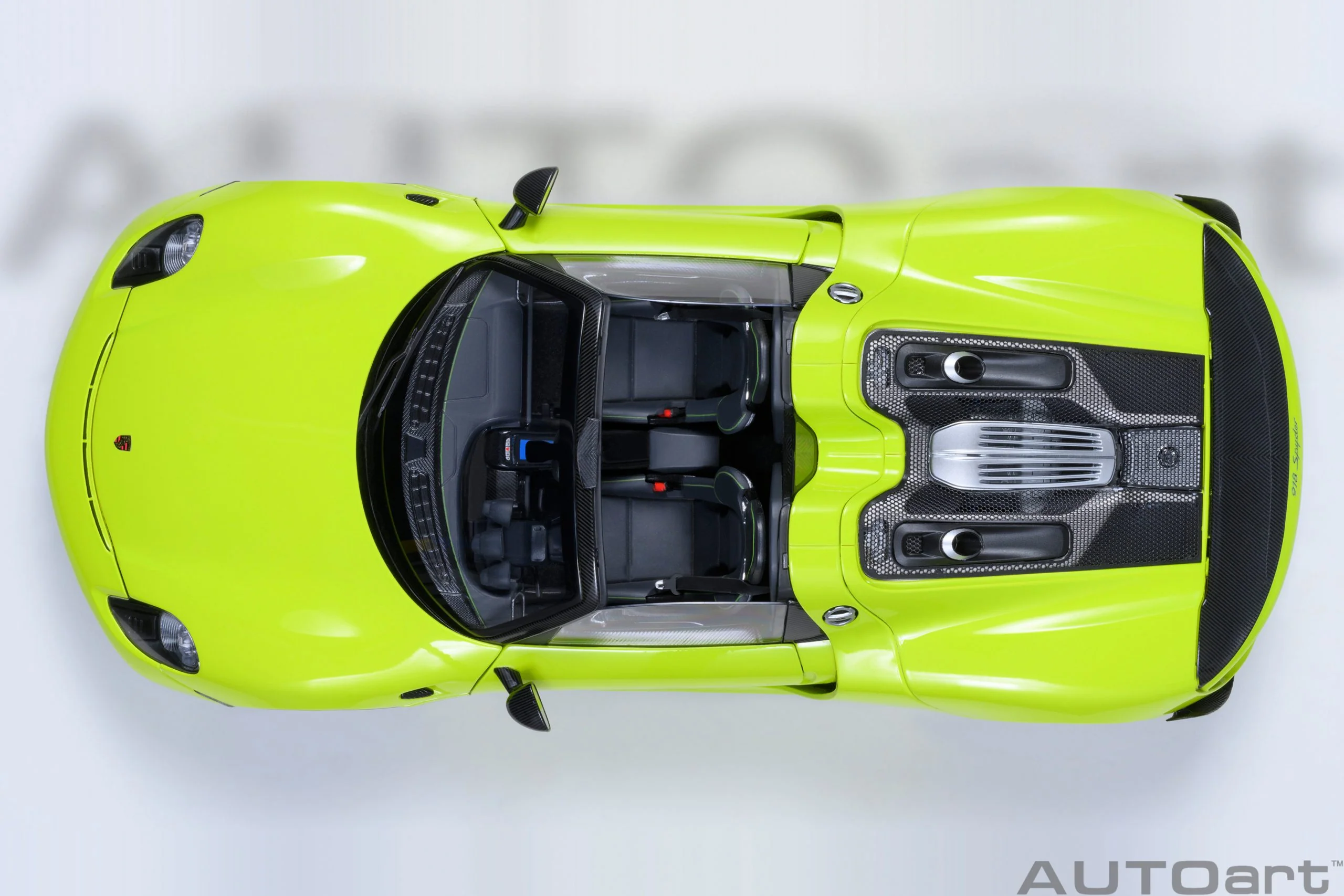 AUTOart Porsche 918 Spyder w/ Weissach Pkg Acid Green 1:18 - Image 7