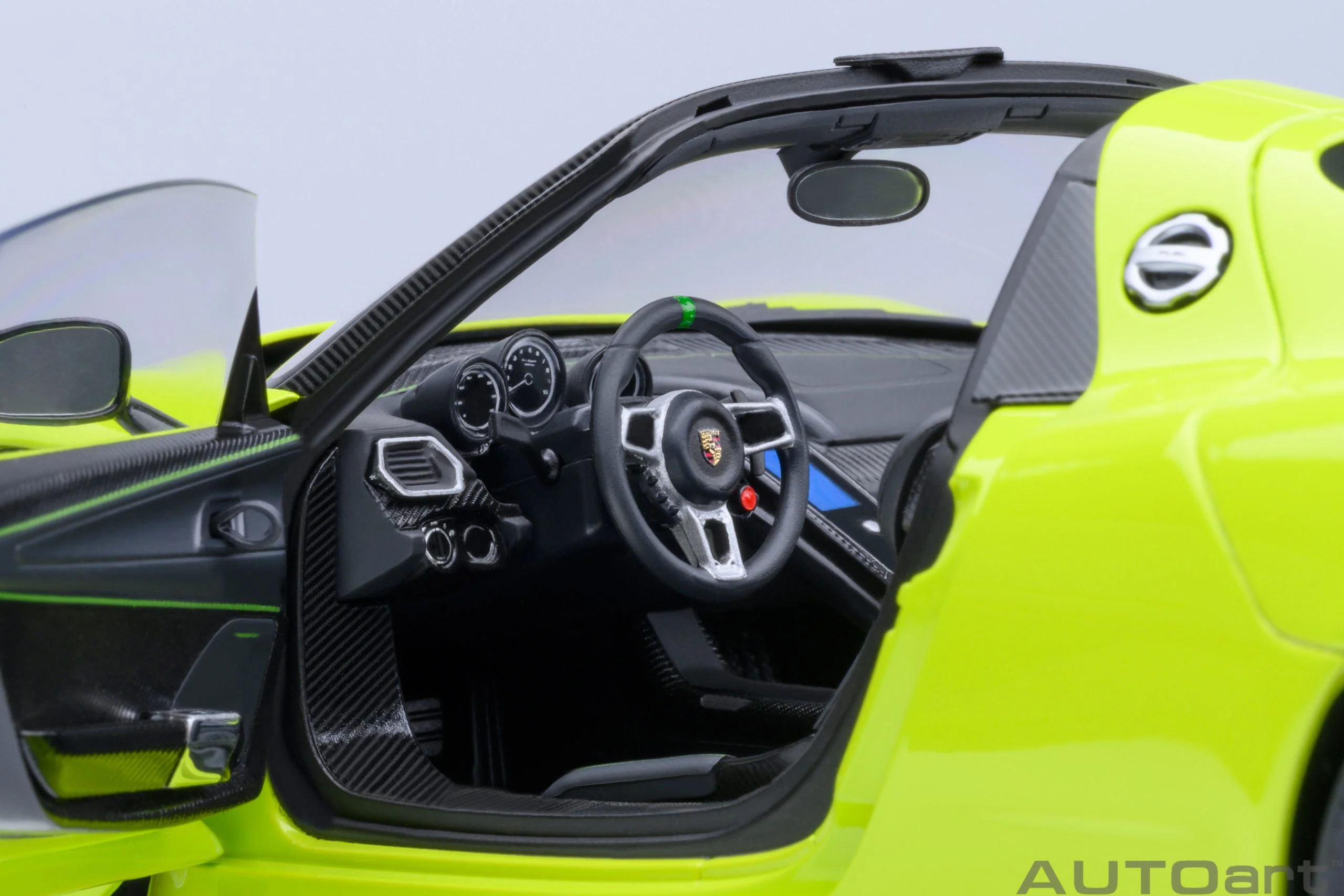 AUTOart Porsche 918 Spyder w/ Weissach Pkg Acid Green 1:18 - Image 9