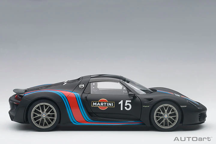 AUTOart Porsche 918 Spyder w/ Weissach Pkg Matte Black w/ Martini Livery 1:18 - Image 5