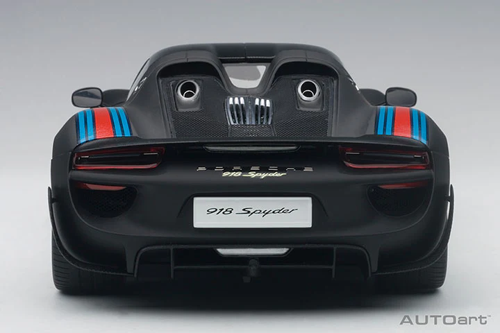 AUTOart Porsche 918 Spyder w/ Weissach Pkg Matte Black w/ Martini Livery 1:18 - Image 7