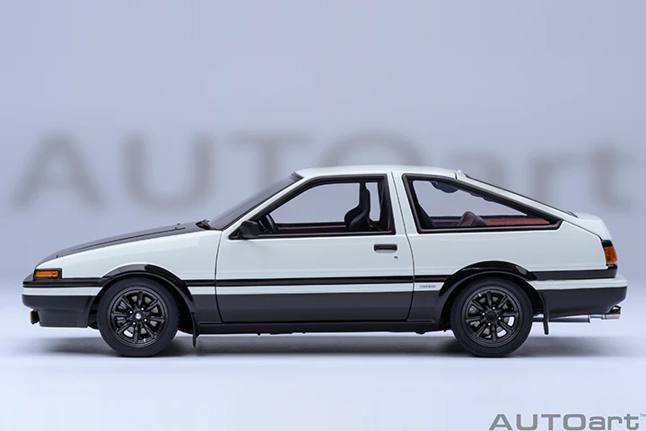 AUTOart Toyota Sprinter Trueno (AE86) "Initial D" Project D Final Version 1:18 - Image 5