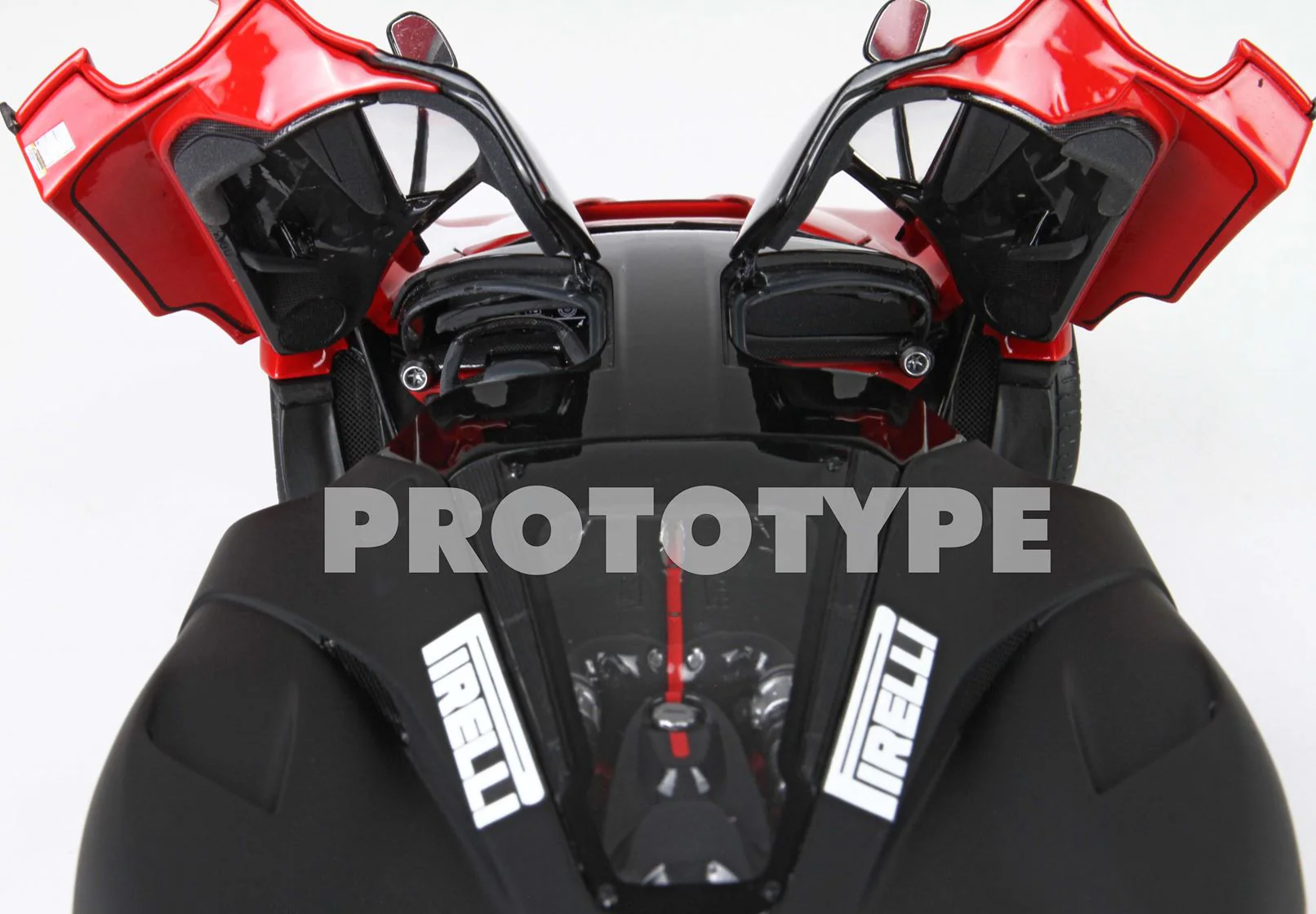 BBR 2012 Ferrari LaFerrari Test Car Rosso Corsa (Ferrari Red) w/ Matte Black 1:18 - Image 10