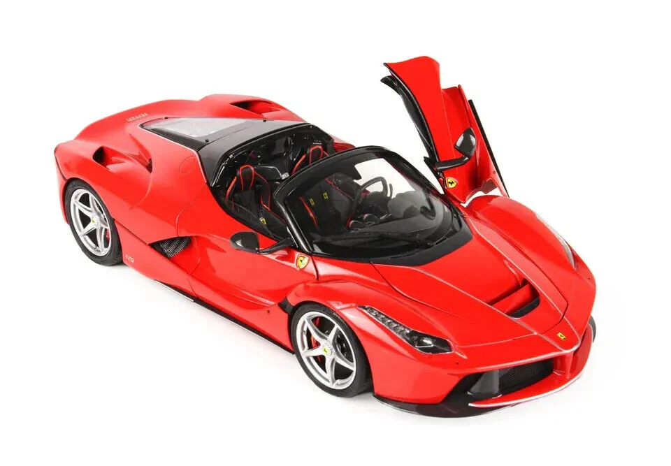 BBR 2016 Ferrari LaFerrari Aperta Spider Rosso Corsa (Ferrari Red) 1:18 - Image 2