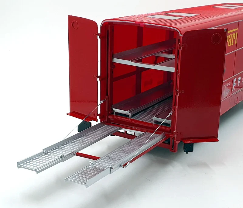 CMR Fiat OM 150 Rolfo Ferrari Race Car Transporter Red PLUS 2x Ferrari 330 P3 Bundle 1:18 - Image 9