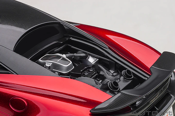 AUTOart Mclaren 600LT Coupe Volcano Red 1:18 - Image 12