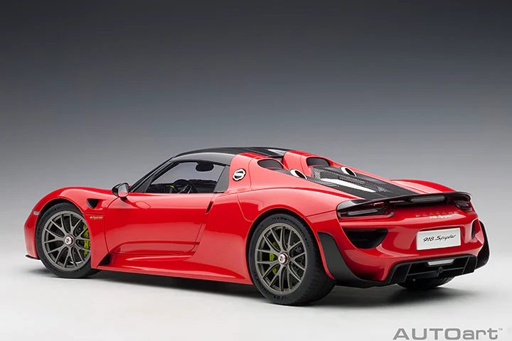 AUTOart Porsche 918 Spyder Weissach Package Guards Red 1:12 - Image 2