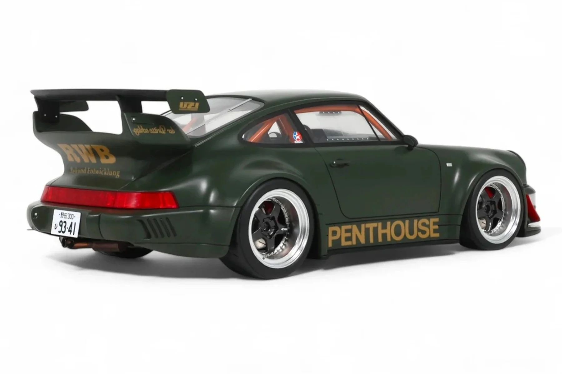 GT Spirit 2008 Porsche 911 964 RWB (Penthouse) Matte Army Green 1:18 - Image 6