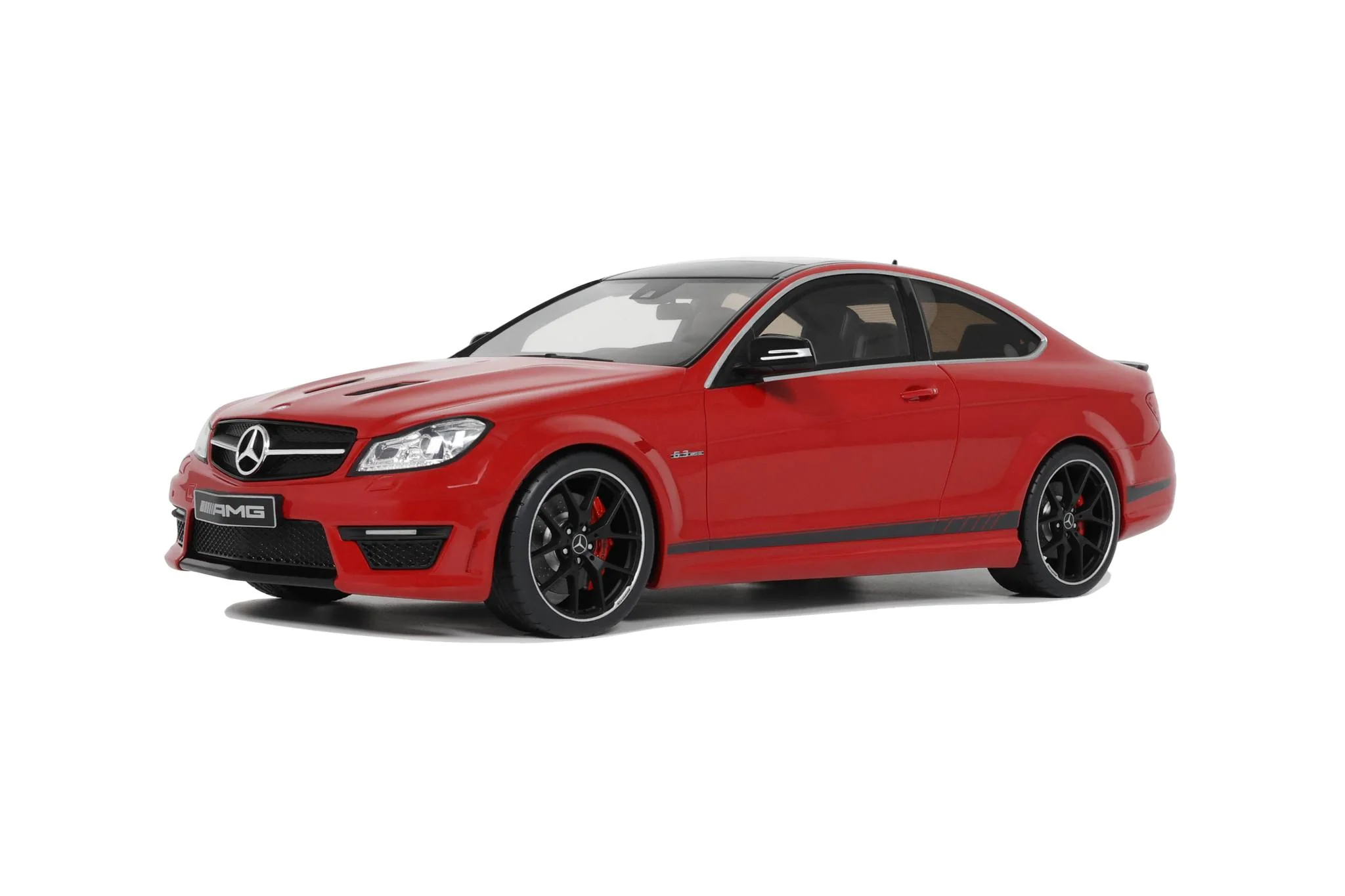GT Spirit 2014 Mercedes Benz C63 AMG Edition 507 Coupe Fire Opal Red 1:18 - Image 12