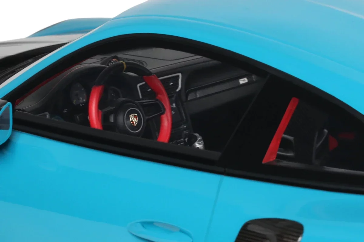 GT Spirit 2018 Porsche 911 991.2 GT2 RS Weissach Package Miami Blue 1:12 - Image 6
